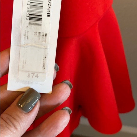 Dress - Picture 2 of 4